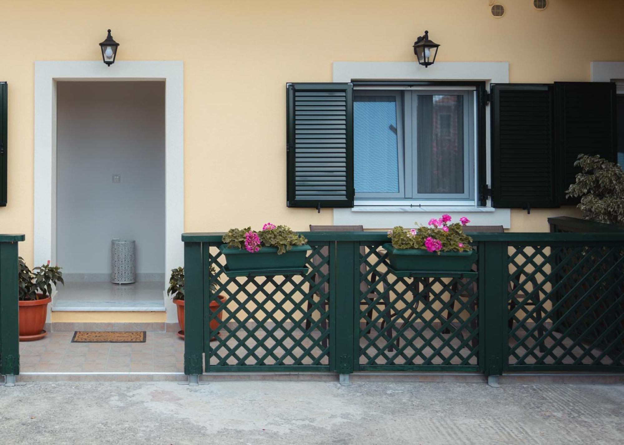 Nostalgia Corfu Town Apartments Ngoại thất bức ảnh