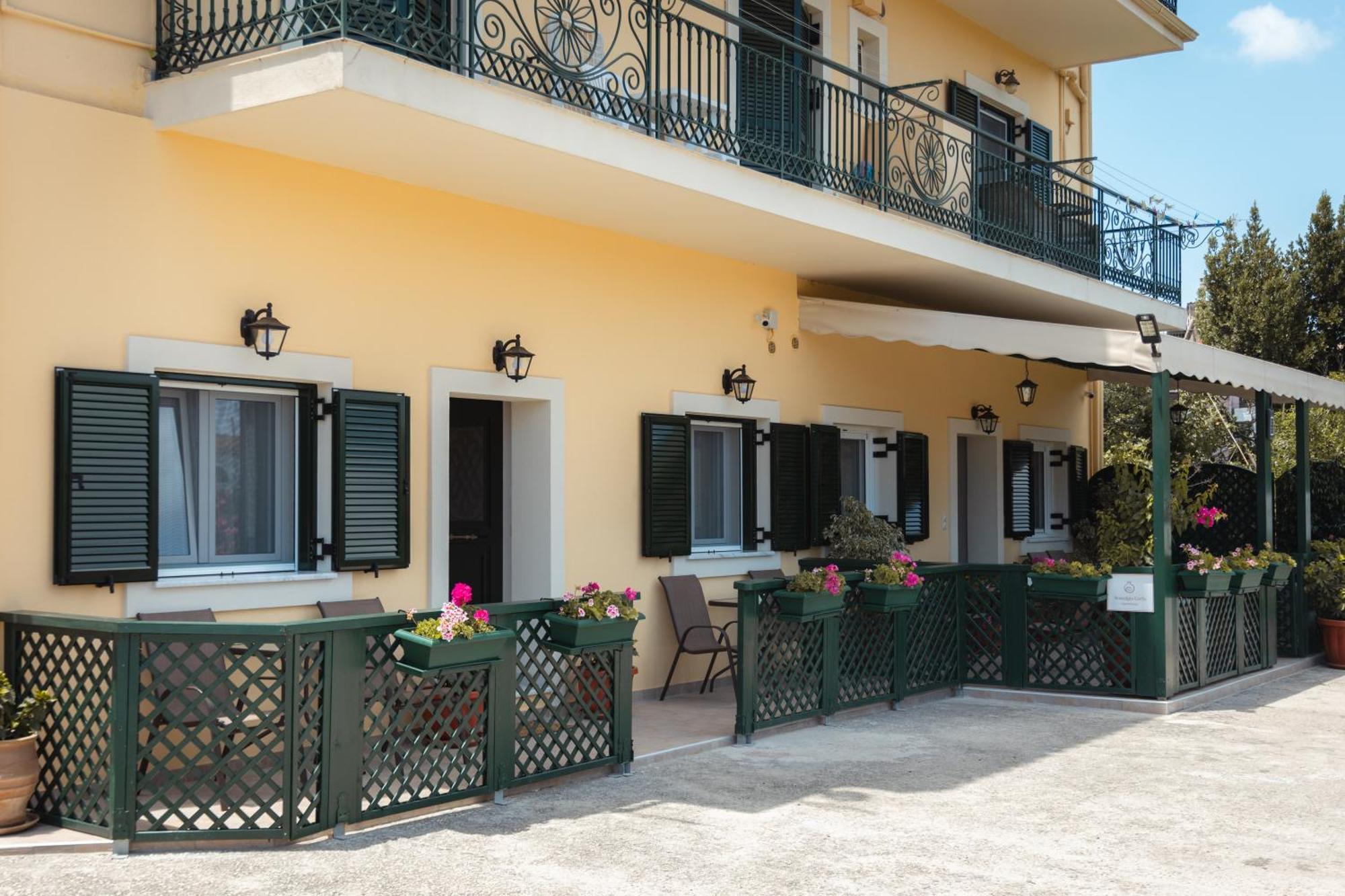 Nostalgia Corfu Town Apartments Ngoại thất bức ảnh